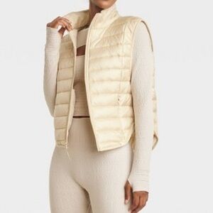 NWT JoyLab Quilted Puffer Vest in Cream